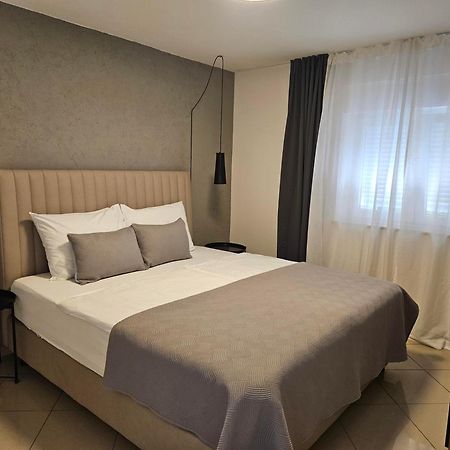Apartments Lacrima Šilo Eksteriør bilde
