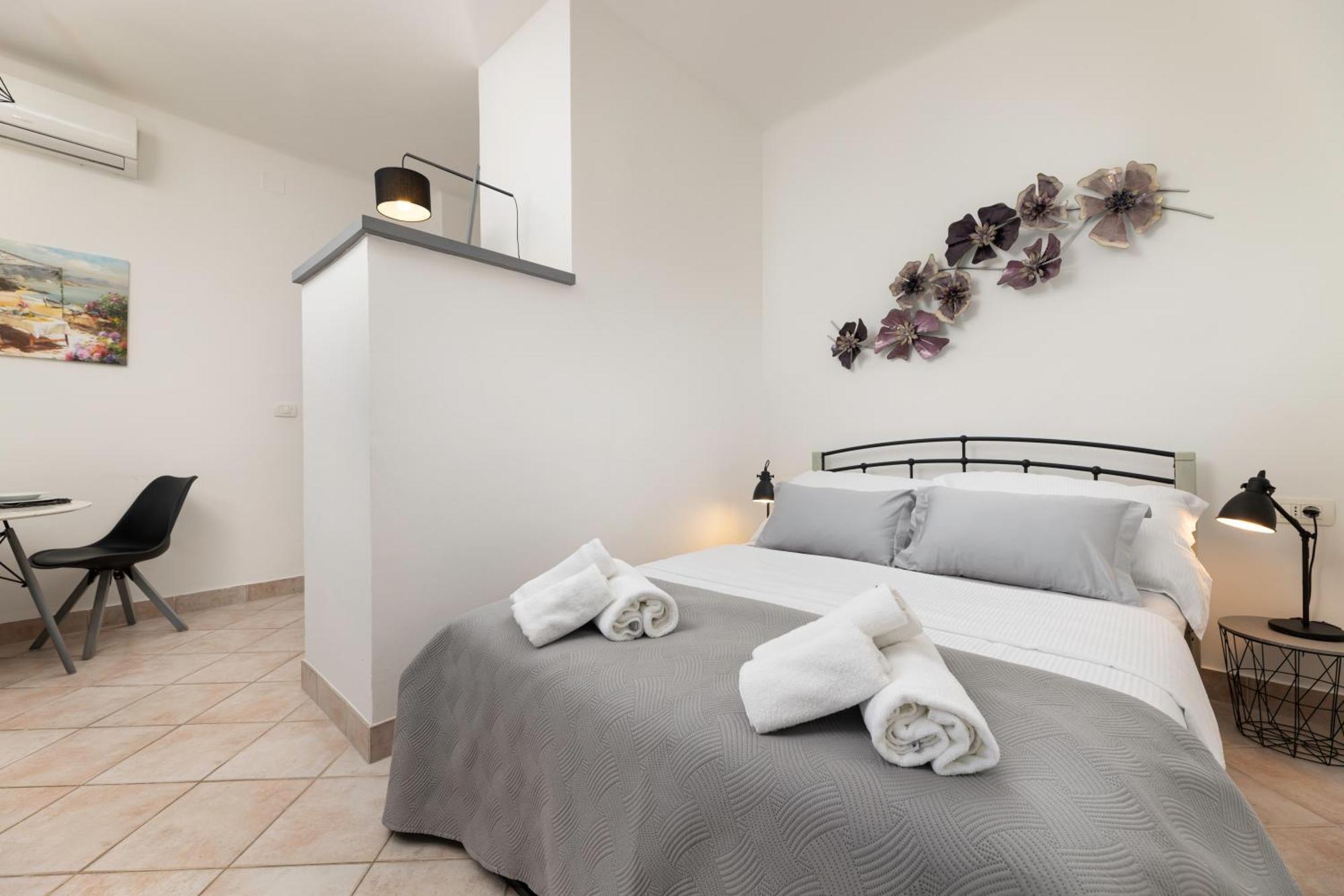 Apartments Lacrima Šilo Eksteriør bilde