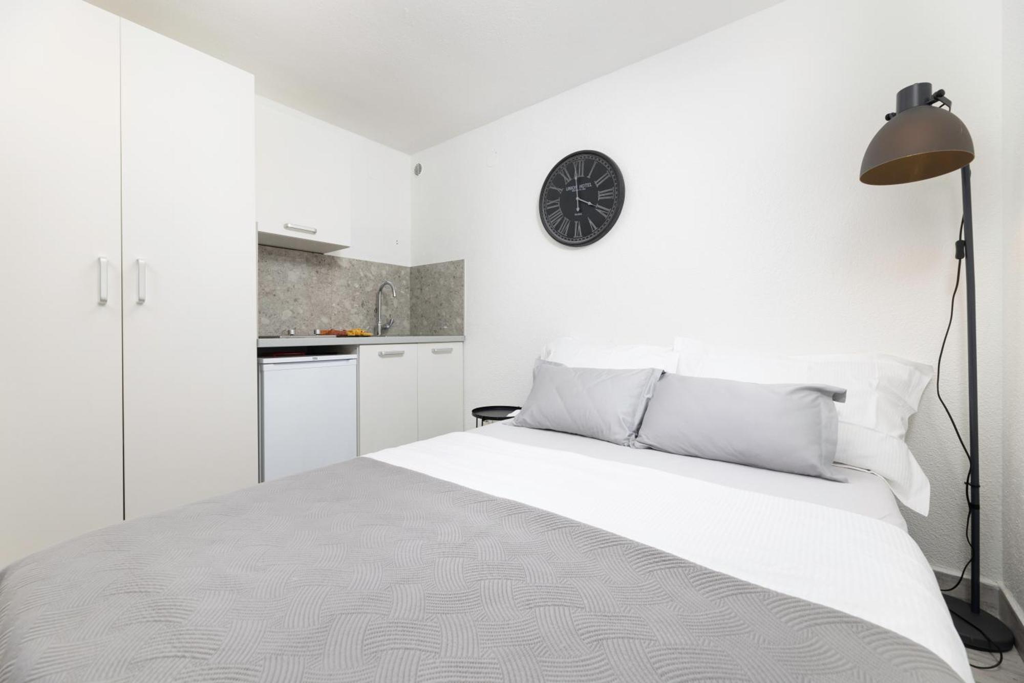 Apartments Lacrima Šilo Eksteriør bilde