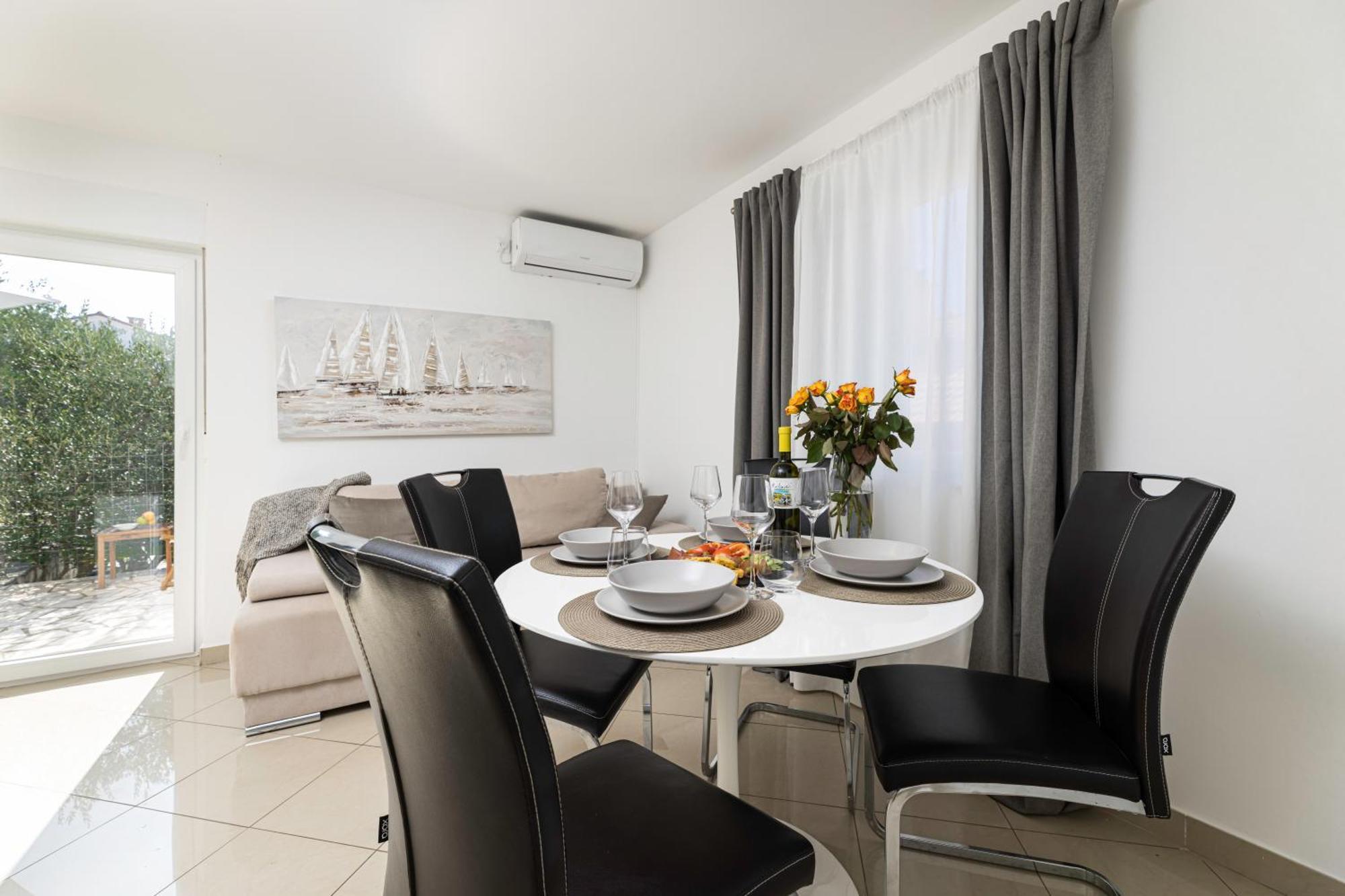 Apartments Lacrima Šilo Eksteriør bilde