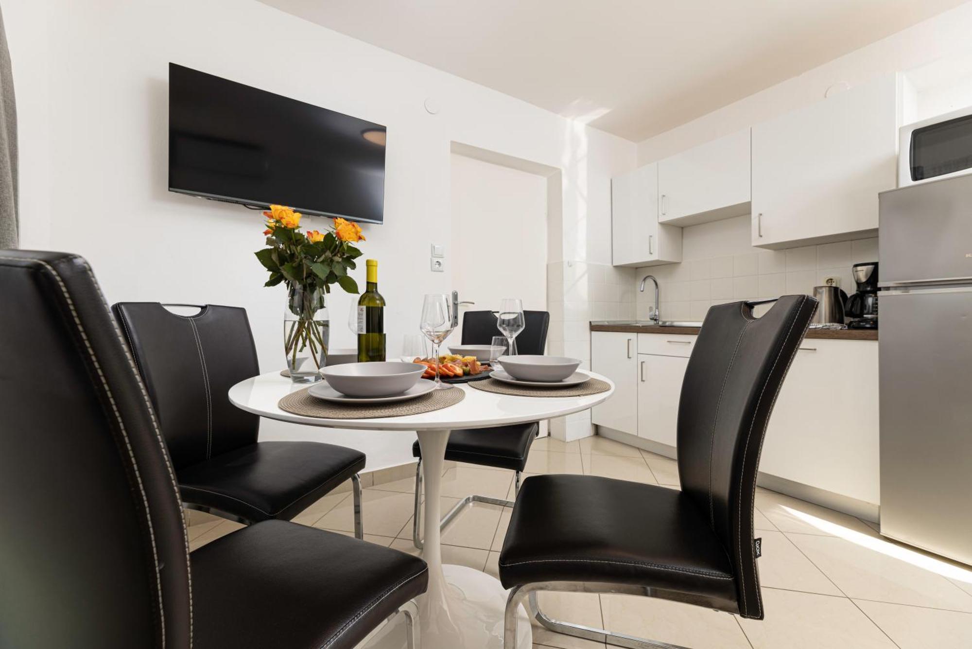 Apartments Lacrima Šilo Eksteriør bilde