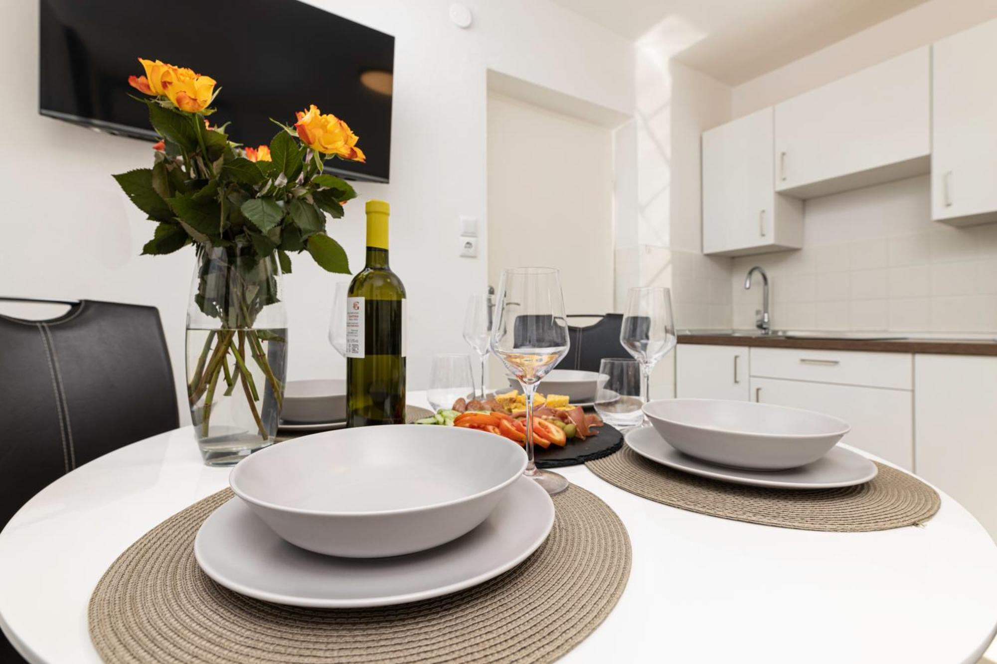 Apartments Lacrima Šilo Eksteriør bilde