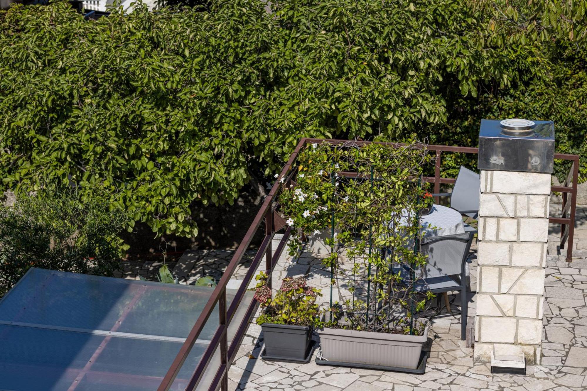 Apartments Lacrima Šilo Eksteriør bilde